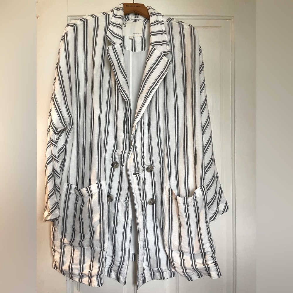 White and black striped blazer from Anthropology 🖤🤍
